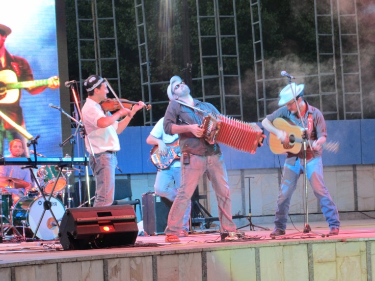 Pine Leaf Boys in concert