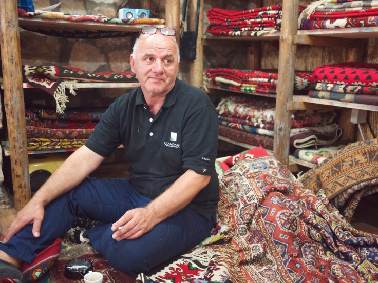rug-seller-in-sarajevo